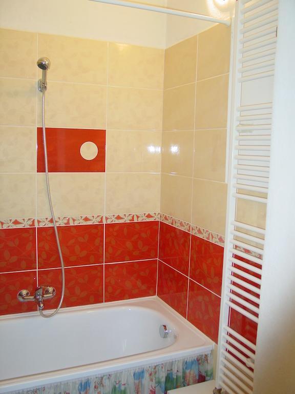 Ferienwohnung Excellent Location Pressburg Zimmer foto
