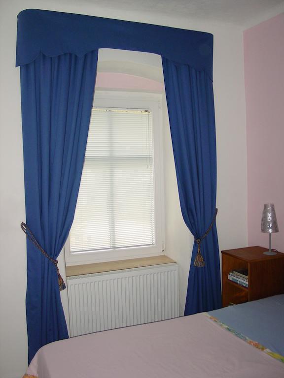 Ferienwohnung Excellent Location Pressburg Zimmer foto