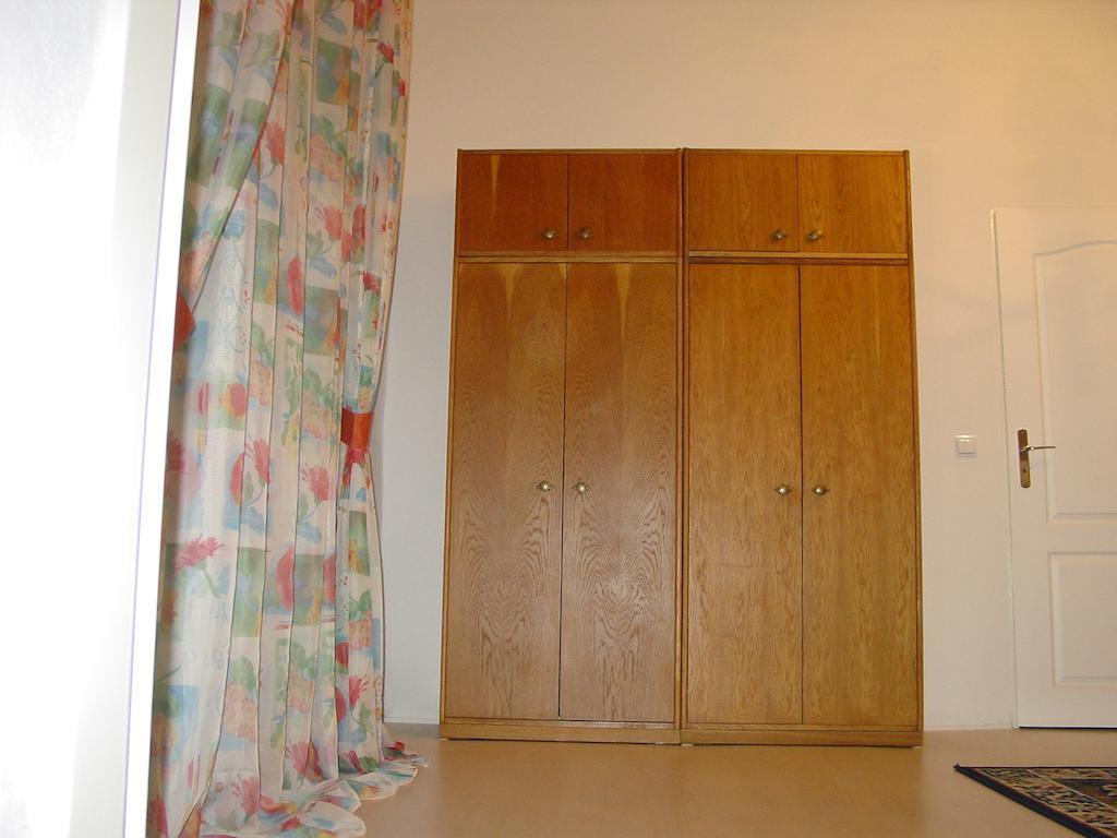 Ferienwohnung Excellent Location Pressburg Zimmer foto