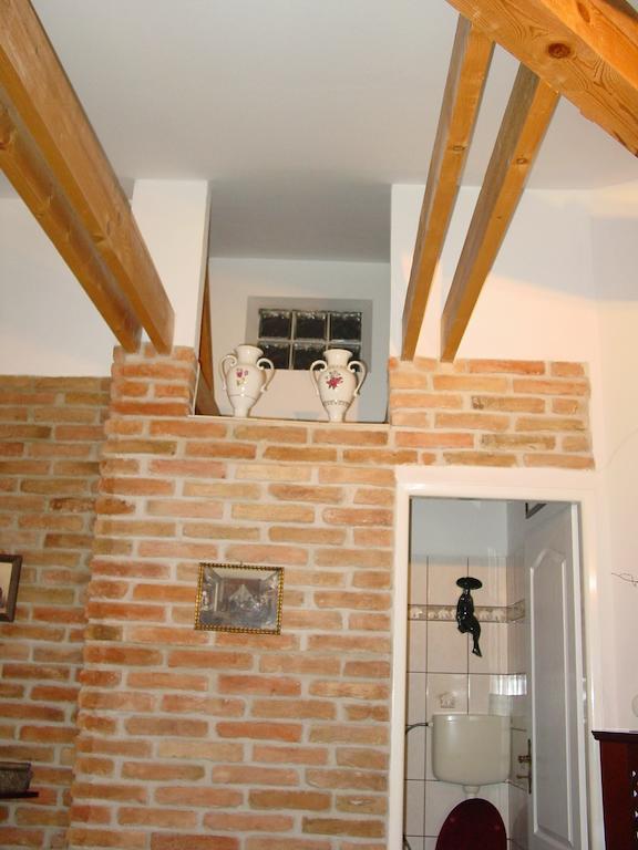 Ferienwohnung Excellent Location Pressburg Zimmer foto