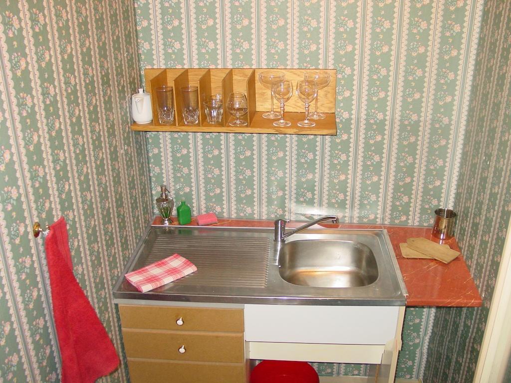 Ferienwohnung Excellent Location Pressburg Zimmer foto