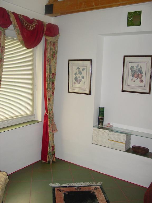 Ferienwohnung Excellent Location Pressburg Zimmer foto